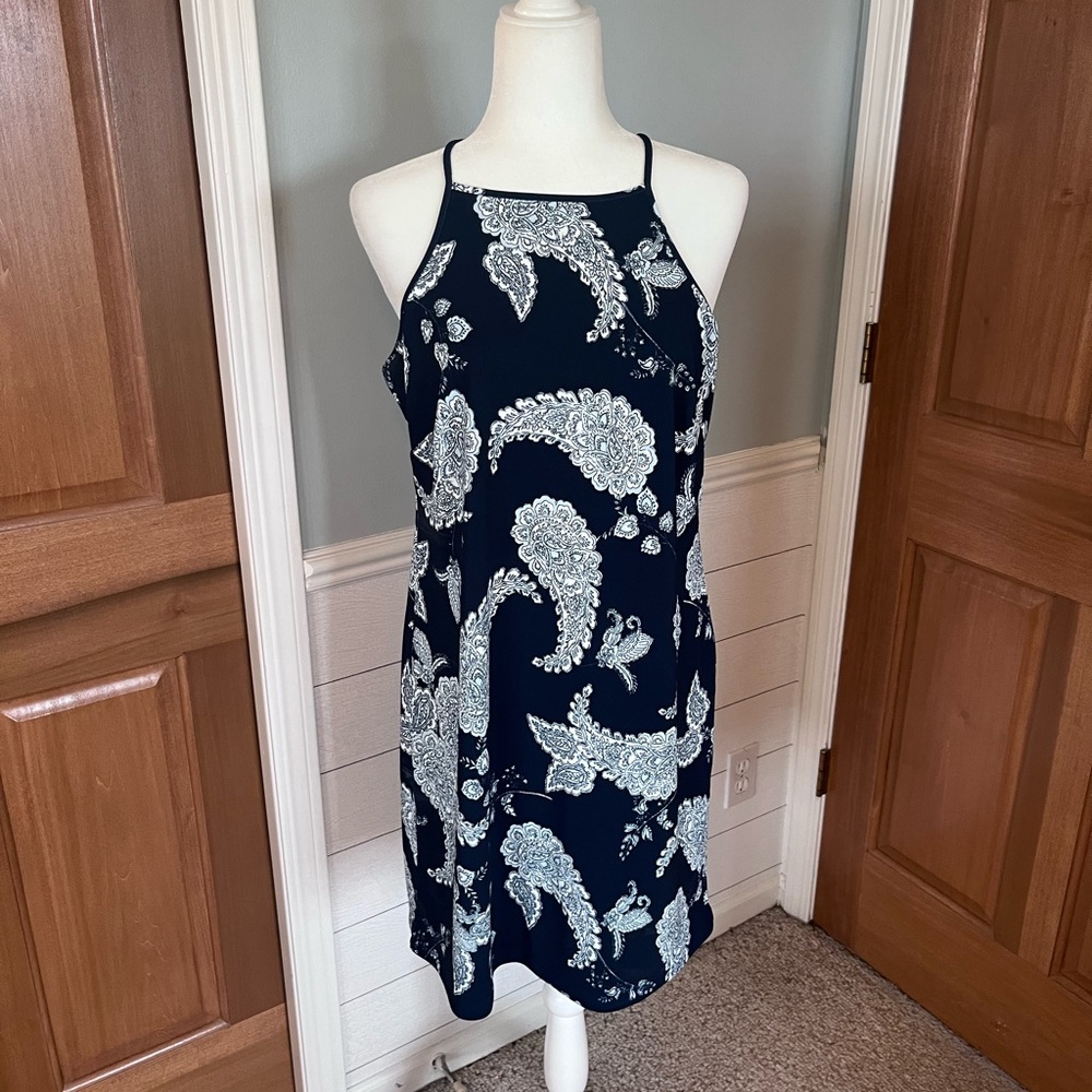 Boston Proper Beyond Travel Halter Dress Size M -Like new